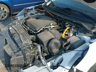 ✅ 2020 Ford Escape Titanium Hybrid • VIN: 1FMCU9DZ0LUA76423 • Lot: 42736509. Wystawiony na IAAI z przebiegiem 61 302 mil. Bezpłatny archiwum sprzedaży aukcyjnych z USA i szczegółowy raport historii pojazdu na DreamBid. Zdjęcie 20.