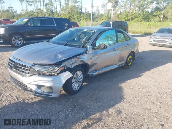 ✅ 2019 Volkswagen Jetta S • VIN: 3VWN57BUXKM248494 • Lot: 42481447. Wystawiony na IAAI z przebiegiem 56 490 mil. Bezpłatny archiwum sprzedaży aukcyjnych z USA i szczegółowy raport historii pojazdu na DreamBid. Zdjęcie 2.