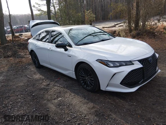 ✅ 2019 Toyota Avalon Limited Hybrid • VIN: 4T1B21FB8KU008937 • Лот: 44518008. Опубліковано раніше на IAAI з пробігом 116 016 миль. Безкоштовний доступ до архіву аукціонних продажів зі США та докладний звіт про історію автомобіля на DreamBid. Зображення 1.