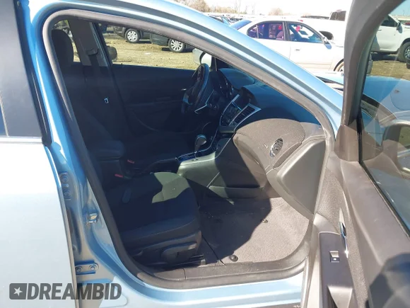 ✅ 2011 Chevrolet Cruze 1LT • VIN: 1G1PF5S92B7264071 • Lot: 43934407. Listed on IAAI with 67,480 mi. Free auction sales archive from the USA and detailed vehicle history report at DreamBid. Image 5.