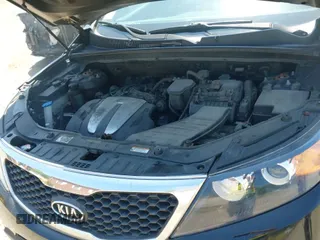 ✅ 2012 Kia Sorento EX • VIN: 5XYKUDA20CG199800 • Лот: 42560232. Опубликован ранее на IAAI с пробегом 251 634 миль. Бесплатный доступ к архиву аукционных продаж из США и подробный отчёт об истории автомобиля на DreamBid. Изображение 12.