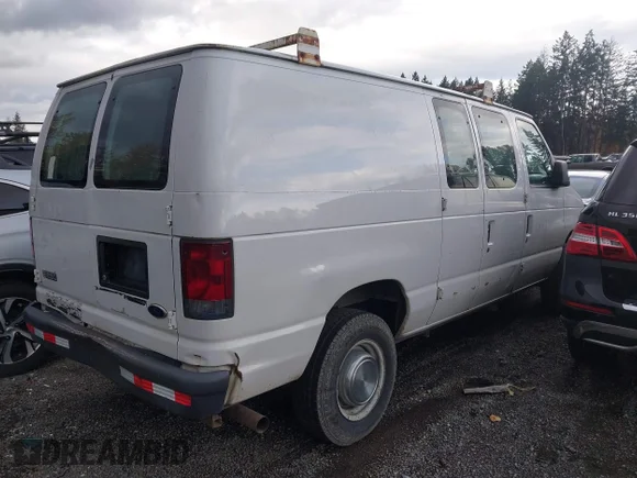✅ 2004 Ford Econoline Cargo • VIN: 1FTNE24LX4HA25275 • Лот: 43493442. Опубліковано раніше на IAAI з пробігом 291 424 миль. Безкоштовний доступ до архіву аукціонних продажів зі США та докладний звіт про історію автомобіля на DreamBid. Зображення 4.