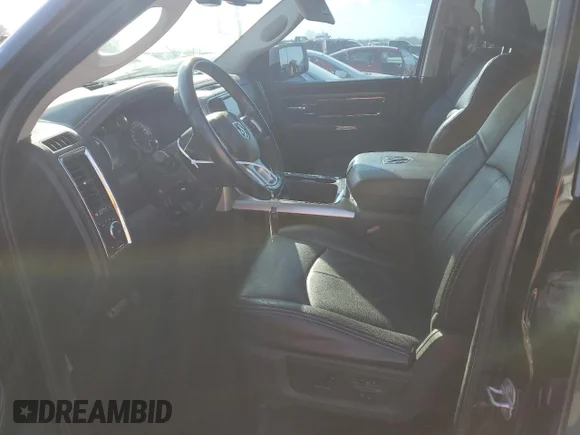 ✅ 2017 Ram 1500 Laramie • VIN: 1C6RR7NM0HS872672 • Лот: 46185213. Опубліковано раніше на Copart з пробігом 98 258 миль. Безкоштовний доступ до архіву аукціонних продажів зі США та докладний звіт про історію автомобіля на DreamBid. Зображення 7.