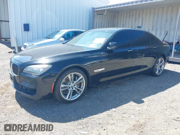 ✅ 2011 BMW 7 Series 750Li • VIN: WBAKB8C57BC851865 • Lot: 42229423. Wystawiony na IAAI z przebiegiem 92 728 mil. Bezpłatny archiwum sprzedaży aukcyjnych z USA i szczegółowy raport historii pojazdu na DreamBid. Zdjęcie 2.