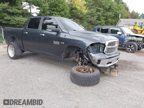 ✅ 2016 Ram 1500 Big Horn • VIN: 3C6RR7LTXGG338515 • Лот: 43039484. Опубликован ранее на IAAI с пробегом 129 351 миль. Бесплатный доступ к архиву аукционных продаж из США и подробный отчёт об истории автомобиля на DreamBid. Изображение 1.