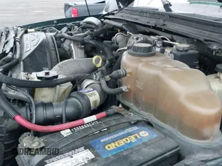 ✅ 2008 Ford F-250 XL • VIN: 1FTSX21R78EB79889 • Лот: 43779589. Опубликован ранее на IAAI с пробегом 294 248 миль. Бесплатный доступ к архиву аукционных продаж из США и подробный отчёт об истории автомобиля на DreamBid. Изображение 19.