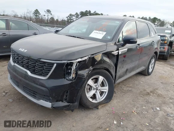 ✅ 2025 Kia Sorento LX • VIN: 5XYRG4JC2SG310361 • Lot: 44062075. Wystawiony na IAAI z przebiegiem 36 356 mil. Bezpłatny archiwum sprzedaży aukcyjnych z USA i szczegółowy raport historii pojazdu na DreamBid. Zdjęcie 2.