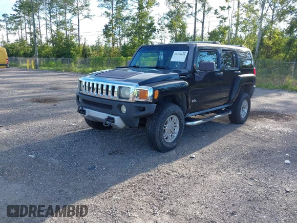 ✅ 2008 Hummer H3 SUV • VIN: 5GTEN13E288133837 • Lot: 43147011. Wystawiony na IAAI z przebiegiem 152 966 mil. Bezpłatny archiwum sprzedaży aukcyjnych z USA i szczegółowy raport historii pojazdu na DreamBid. Zdjęcie 2.