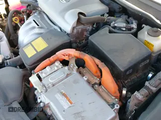 ✅ 2013 Lexus ES 300h • VIN: JTHBW1GG8D2021493 • Lot: 43466064. Wystawiony na IAAI z przebiegiem 158 131 mil. Bezpłatny archiwum sprzedaży aukcyjnych z USA i szczegółowy raport historii pojazdu na DreamBid. Zdjęcie 20.