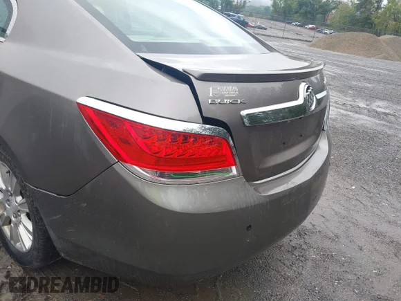 ✅ 2012 Buick LaCrosse Convenience • VIN: 1G4GB5ER4CF305169 • Lot: 43294034. Wystawiony na IAAI z przebiegiem 126 969 mil. Bezpłatny archiwum sprzedaży aukcyjnych z USA i szczegółowy raport historii pojazdu na DreamBid. Zdjęcie 6.