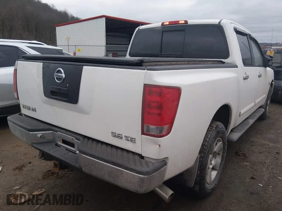 ✅ 2004 Nissan Titan XE • VIN: 1N6AA07B74N542565 • Lot: 44400995. Wystawiony na IAAI z przebiegiem 103 960 mil. Bezpłatny archiwum sprzedaży aukcyjnych z USA i szczegółowy raport historii pojazdu na DreamBid. Zdjęcie 4.