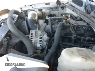 ✅ 2004 Chevrolet Silverado 1500 Z71 • VIN: 2GCEK13T141424177 • Lot: 43448148. Wystawiony na IAAI z przebiegiem 266 413 mil. Bezpłatny archiwum sprzedaży aukcyjnych z USA i szczegółowy raport historii pojazdu na DreamBid. Zdjęcie 22.