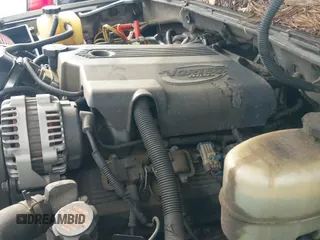 ✅ 2001 Chevrolet Suburban LT • VIN: 3GNGK26G81G243391 • Lot: 42546624. Listed on IAAI with 295,585 mi. Free auction sales archive from the USA and detailed vehicle history report at DreamBid. Image 12.