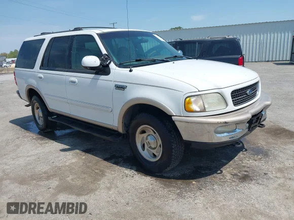 ✅ 1998 Ford Expedition XLT • VIN: 1FMPU18L6WLB88632 • Lot: 42018458. Wystawiony na IAAI z przebiegiem 172 100 mil. Bezpłatny archiwum sprzedaży aukcyjnych z USA i szczegółowy raport historii pojazdu na DreamBid. Zdjęcie 1.