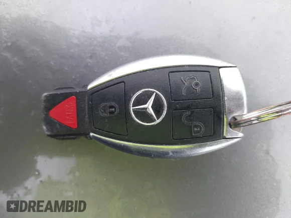 ✅ 2014 Mercedes-Benz CLA 250 • VIN: WDDSJ4EB1EN123975 • Lot: 43796690. Wystawiony na IAAI z przebiegiem 56 871 mil. Bezpłatny archiwum sprzedaży aukcyjnych z USA i szczegółowy raport historii pojazdu na DreamBid. Zdjęcie 11.