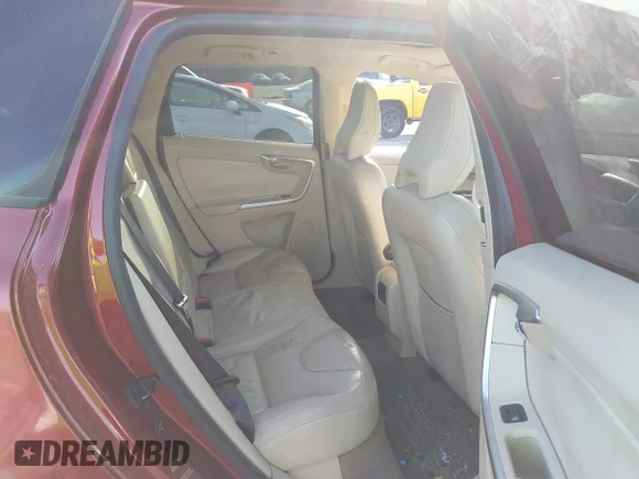 ✅ 2010 Volvo XC60 3.2L • VIN: YV4982DL7A2080402 • Lot: 41900276. Wystawiony na IAAI z przebiegiem 253 183 mil. Bezpłatny archiwum sprzedaży aukcyjnych z USA i szczegółowy raport historii pojazdu na DreamBid. Zdjęcie 8.