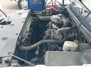 2012 Chevrolet Silverado 1500 Work Truck z VIN 1GCRCPEX2CZ346371, wystawiony jako IAAI lot #42046574 z przebiegiem 121 302 mil mil oraz . Historia ofert i sprzedaży dostępna na DreamBid. Obrazek 21.