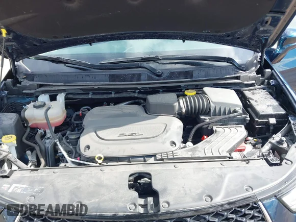 ✅ 2022 Chrysler Pacifica Touring L • VIN: 2C4RC1BG0NR165025 • Лот: 41471717. Опубліковано раніше на IAAI з пробігом 10 163 миль. Безкоштовний доступ до архіву аукціонних продажів зі США та докладний звіт про історію автомобіля на DreamBid. Зображення 10.