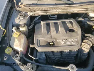 ✅ 2013 Dodge Avenger SE • VIN: 1C3CDZAB4DN631210 • Лот: 83877684. Опубликован ранее на Copart с пробегом 171 299 миль. Бесплатный доступ к архиву аукционных продаж из США и подробный отчёт об истории автомобиля на DreamBid. Изображение 14.