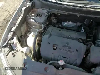 ✅ 2018 Mitsubishi Outlander SE • VIN: JA4AR3AW8JZ012547 • Лот: 69940685. Опубликован ранее на Copart с пробегом 57 761 миль. Бесплатный доступ к архиву аукционных продаж из США и подробный отчёт об истории автомобиля на DreamBid. Изображение 17.