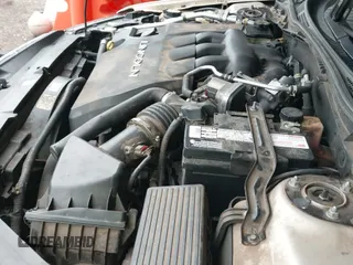 ✅ 2006 Lincoln Zephyr • VIN: 3LNHM26146R600978 • Lot: 43061135. Wystawiony na IAAI z przebiegiem 239 960 mil. Bezpłatny archiwum sprzedaży aukcyjnych z USA i szczegółowy raport historii pojazdu na DreamBid. Zdjęcie 12.