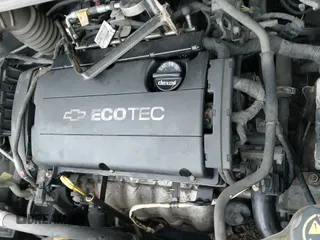 2013 Chevrolet Sonic LS z VIN 1G1JA6SH0D4171460, wystawiony jako IAAI lot #40888935 z przebiegiem 134 129 mil mil oraz . Historia ofert i sprzedaży dostępna na DreamBid. Obrazek 12.