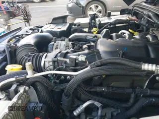 ✅ 2018 Jeep Wrangler Unlimited Sahara • VIN: 1C4BJWEG1JL865963 • Lot: 43537703. Wystawiony na IAAI z przebiegiem 59 333 mil. Bezpłatny archiwum sprzedaży aukcyjnych z USA i szczegółowy raport historii pojazdu na DreamBid. Zdjęcie 20.