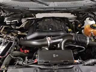 ✅ 2013 Ford F-150 FX4 • VIN: 1FTFX1ET5DKF11096 • Lot: 86475345. Wystawiony na Copart z przebiegiem 227 663 mil. Bezpłatny archiwum sprzedaży aukcyjnych z USA i szczegółowy raport historii pojazdu na DreamBid. Zdjęcie 14.