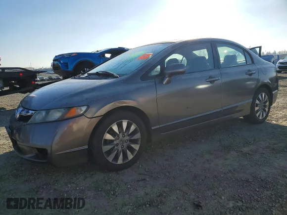 ✅ 2010 Honda Civic EX-L • VIN: 2HGFA1F95AH521488 • Лот: 75402315. Опубликован ранее на Copart с пробегом 285 216 миль. Бесплатный доступ к архиву аукционных продаж из США и подробный отчёт об истории автомобиля на DreamBid. Изображение 1.