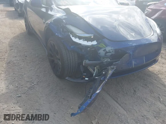 ✅ 2021 Tesla Model Y Long Range • VIN: 5YJYGAEE9MF144534 • Lot: 45316738. Wystawiony na IAAI z przebiegiem 39 749 mil. Bezpłatny archiwum sprzedaży aukcyjnych z USA i szczegółowy raport historii pojazdu na DreamBid. Zdjęcie 6.