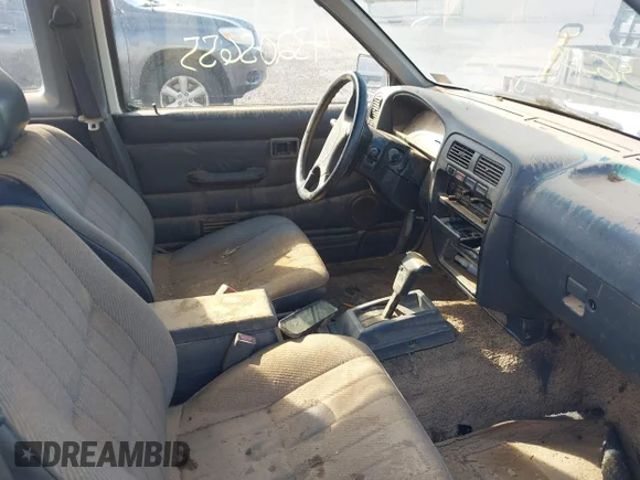 ✅ 1995 Nissan Frontier XE • VIN: 1N6SD16S8SC358098 • Лот: 43205655. Опубліковано раніше на IAAI з пробігом 169 379 миль. Безкоштовний доступ до архіву аукціонних продажів зі США та докладний звіт про історію автомобіля на DreamBid. Зображення 5.