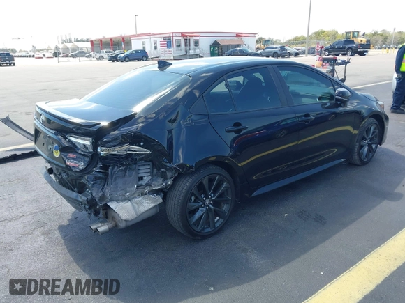 ✅ 2024 Toyota Corolla SE • VIN: 5YFS4MCE0RP198335 • Lot: 44475133. Wystawiony na IAAI z przebiegiem 23 388 mil. Bezpłatny archiwum sprzedaży aukcyjnych z USA i szczegółowy raport historii pojazdu na DreamBid. Zdjęcie 4.