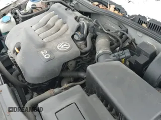 ✅ 2005 Volkswagen Golf GL • VIN: 9BWFL61J054001568 • Лот: 41287162. Опубликован ранее на IAAI с пробегом 72 422 миль. Бесплатный доступ к архиву аукционных продаж из США и подробный отчёт об истории автомобиля на DreamBid. Изображение 19.