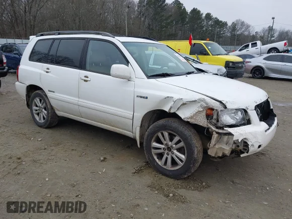 ✅ 2006 Toyota Highlander Limited • VIN: JTEDW21A060011720 • Lot: 44313927. Listed on IAAI with 465,974 mi. Free auction sales archive from the USA and detailed vehicle history report at DreamBid. Image 1.