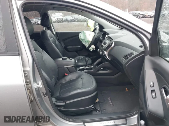 ✅ 2013 Hyundai Tucson Limited • VIN: KM8JUCAC1DU774559 • Lot: 41890098. Wystawiony na IAAI z przebiegiem 74 313 mil. Bezpłatny archiwum sprzedaży aukcyjnych z USA i szczegółowy raport historii pojazdu na DreamBid. Zdjęcie 5.