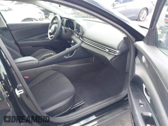 ✅ 2022 Hyundai Elantra SEL • VIN: 5NPLM4AG6NH076627 • Lot: 44787313. Listed on IAAI with 64,117 mi. Free auction sales archive from the USA and detailed vehicle history report at DreamBid. Image 5.