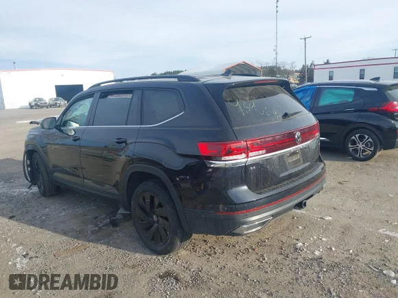 ✅ 2024 Volkswagen Atlas SE • VIN: 1V2KR2CA5RC522552 • Lot: 43906933. Wystawiony na IAAI z przebiegiem 23 616 mil. Bezpłatny archiwum sprzedaży aukcyjnych z USA i szczegółowy raport historii pojazdu na DreamBid. Zdjęcie 3.