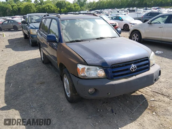 ✅ 2004 Toyota Highlander Limited • VIN: JTEDP21A940039851 • Lot: 44930034. Listed on IAAI with 238,077 mi. Free auction sales archive from the USA and detailed vehicle history report at DreamBid. Image 1.