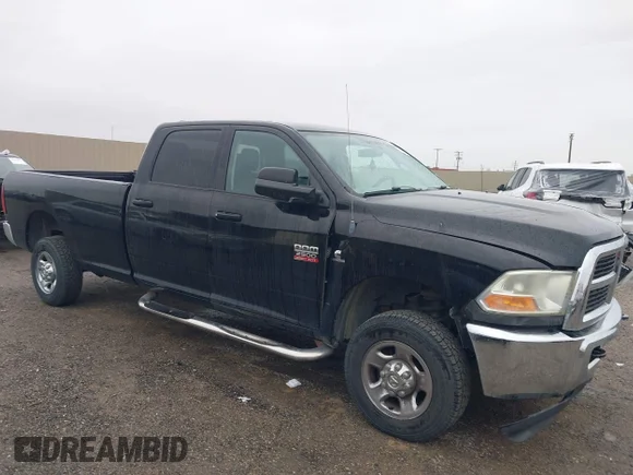 ✅ 2011 Ram 2500 Big Horn • VIN: 3D7UT2CL1BG527933 • Лот: 44059578. Опубліковано раніше на IAAI з пробігом 144 107 миль. Безкоштовний доступ до архіву аукціонних продажів зі США та докладний звіт про історію автомобіля на DreamBid. Зображення 1.
