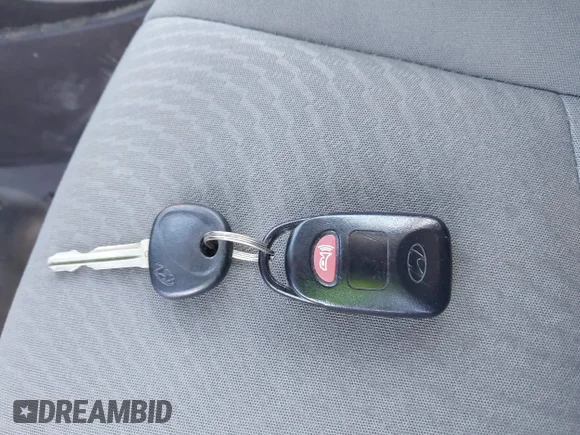 ✅ 2014 Hyundai Elantra Limited • VIN: 5NPDH4AE4EH531398 • Lot: 44455319. Wystawiony na IAAI z przebiegiem 74 967 mil. Bezpłatny archiwum sprzedaży aukcyjnych z USA i szczegółowy raport historii pojazdu na DreamBid. Zdjęcie 11.