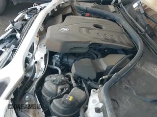 ✅ 2022 BMW 3 Series 330i • VIN: 3MW5R1J01N8C47893 • Lot: 42312006. Listed on IAAI with 25,430 mi. Free auction sales archive from the USA and detailed vehicle history report at DreamBid. Image 19.