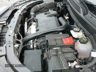 ✅ 2025 Chevrolet Equinox AWD LT • VIN: 3GNAXPEG4SL134585 • Lot: 43278696. Wystawiony na IAAI z przebiegiem 6 080 mil. Bezpłatny archiwum sprzedaży aukcyjnych z USA i szczegółowy raport historii pojazdu na DreamBid. Zdjęcie 19.