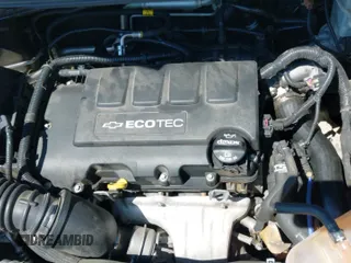 2015 Chevrolet Sonic LT z VIN 1G1JC6SB0F4182953, wystawiony jako IAAI lot #39697891 z przebiegiem 78 983 mil mil oraz . Historia ofert i sprzedaży dostępna na DreamBid. Obrazek 20.