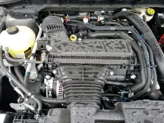 ✅ 2025 Ford Escape ST-Line Select • VIN: 1FMCU9NA2SUA25898 • Lot: 85322075. Listed on Copart with 779 mi. Free auction sales archive from the USA and detailed vehicle history report at DreamBid. Image 14.