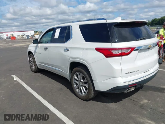 ✅ 2018 Chevrolet Traverse Premier • VIN: 1GNEVJKW6JJ256435 • Лот: 43062722. Опубликован ранее на IAAI с пробегом 108 794 миль. Бесплатный доступ к архиву аукционных продаж из США и подробный отчёт об истории автомобиля на DreamBid. Изображение 3.