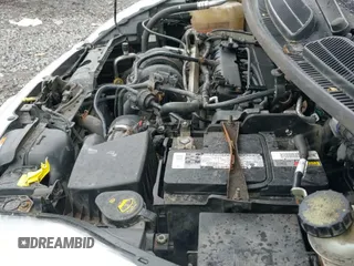 ✅ 2013 Ford Fiesta S • VIN: 3FADP4AJXDM130050 • Lot: 43669628. Wystawiony na IAAI z przebiegiem 105 766 mil. Bezpłatny archiwum sprzedaży aukcyjnych z USA i szczegółowy raport historii pojazdu na DreamBid. Zdjęcie 12.