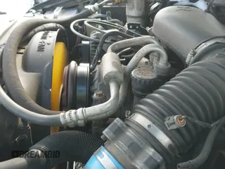 2000 Chevrolet Blazer LT with VIN 1GNDT13W9YK230447, listed as a IAAI auction lot 41381178 with 205,747 mi miles and . Bid and sale history available at DreamBid. Image 19.