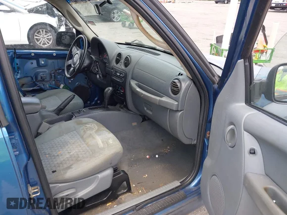 ✅ 2006 Jeep Liberty Sport • VIN: 1J4GK48K46W237466 • Lot: 42172002. Wystawiony na IAAI z przebiegiem 171 518 mil. Bezpłatny archiwum sprzedaży aukcyjnych z USA i szczegółowy raport historii pojazdu na DreamBid. Zdjęcie 5.