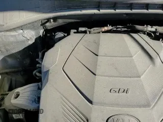 ✅ 2019 Kia Sorento S • VIN: 5XYPG4A58KG601665 • Lot: 92012015. Listed on Copart with 100,676 mi. Free auction sales archive from the USA and detailed vehicle history report at DreamBid. Image 16.