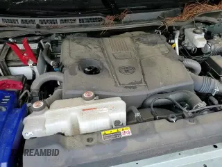 ✅ 2022 Toyota Tundra Limited • VIN: 5TFJA5AB9NX011821 • Lot: 67686975. Listed on Copart with 49,341 mi. Free auction sales archive from the USA and detailed vehicle history report at DreamBid. Image 14.